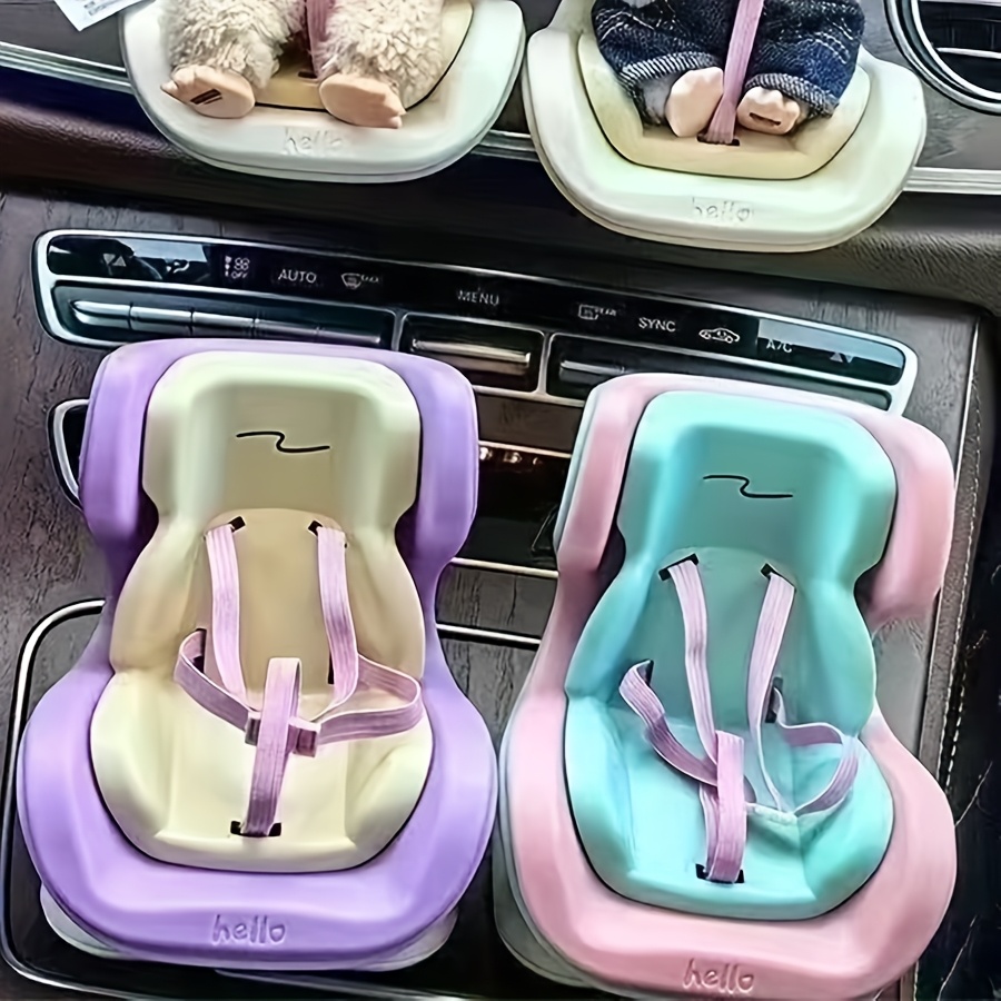 Car Accessories Must Have - デスクトップスタンド、安定したクランプベース、愛らしいカーアクセサリー、コレクターのディスプレイに欠かせないアイテム、人形愛好家必携のアイテム